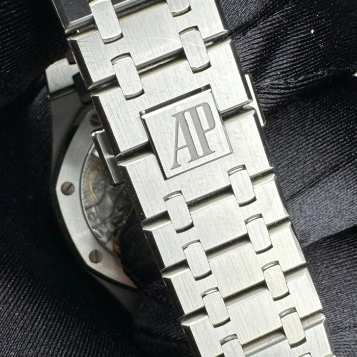 Audemars Piguet Royal Oak 41mm img 3