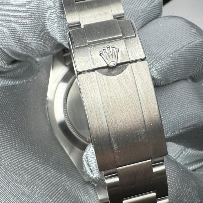 Rolex Explorer II 42mm img 2