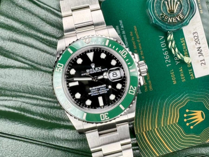 Rolex Submariner Date 41mm Featured img