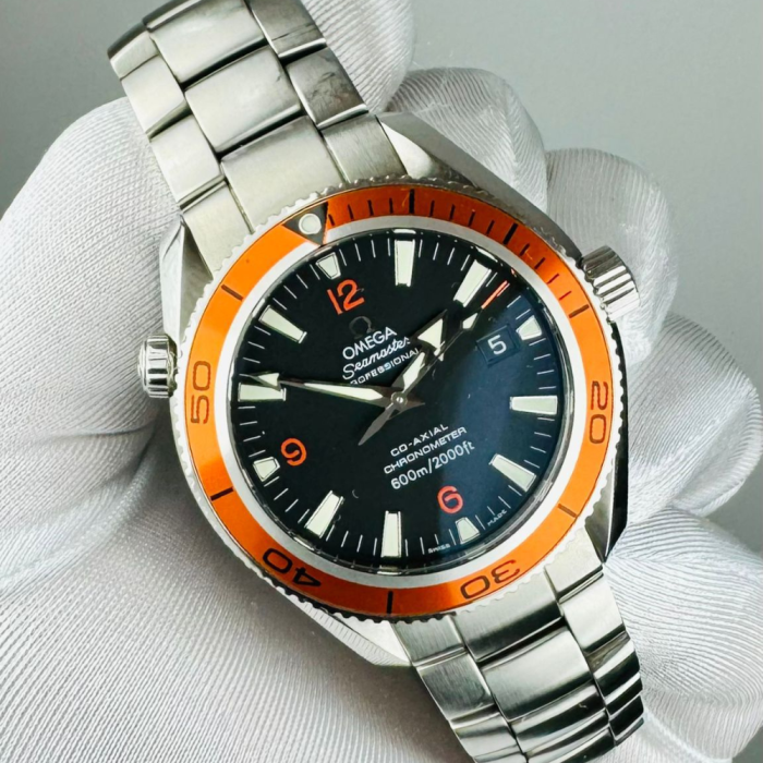 Omega Seamaster Planet Ocean Featured image