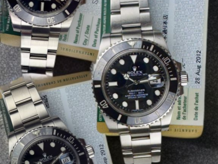 Rolex Submariner Date 40mm Featured image