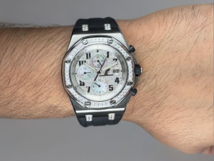 AP Royal Oak Offshore 42mm Gallery image 2