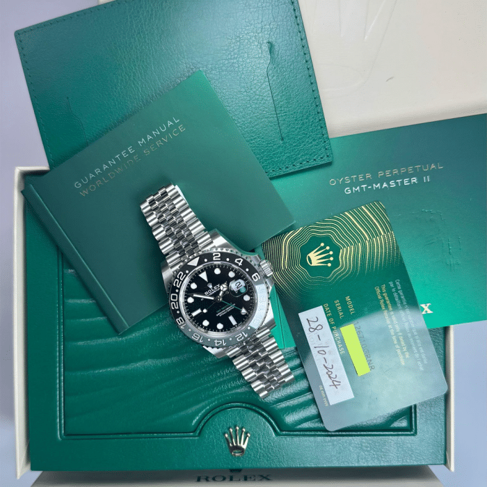 GMT Master II Bruce Wayne Gallery image