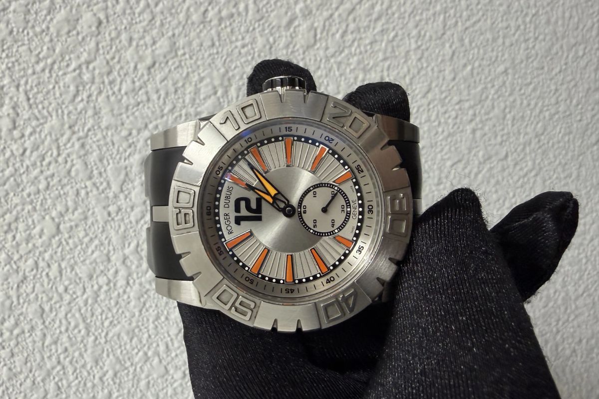 Roger Dubuis Easy Diver