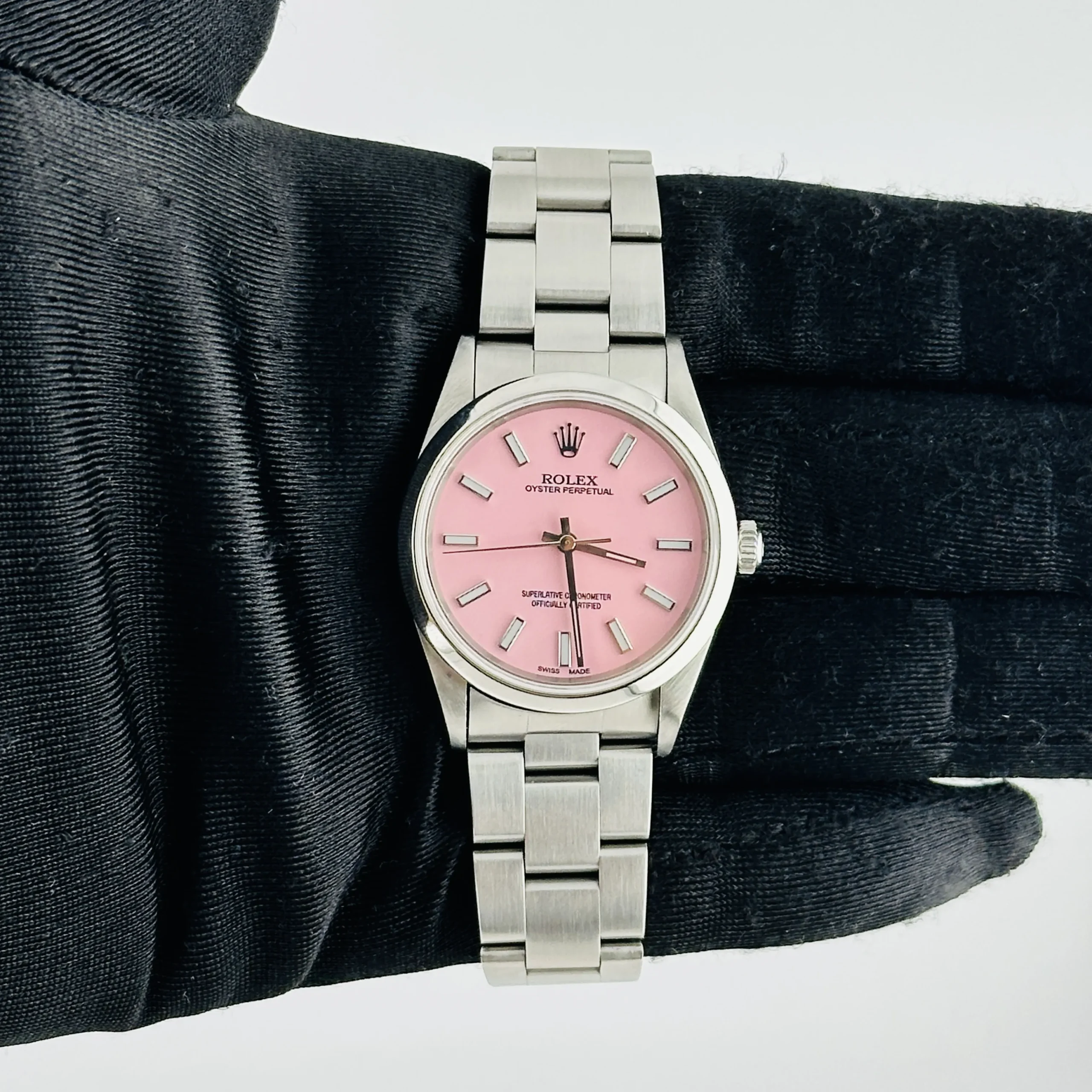 18305121_nbk57bl37bv18akdhjityg076m65.webp Rolex Air-King Am Pink Stick Dial on Oyster Ref 14000 - Image 1
