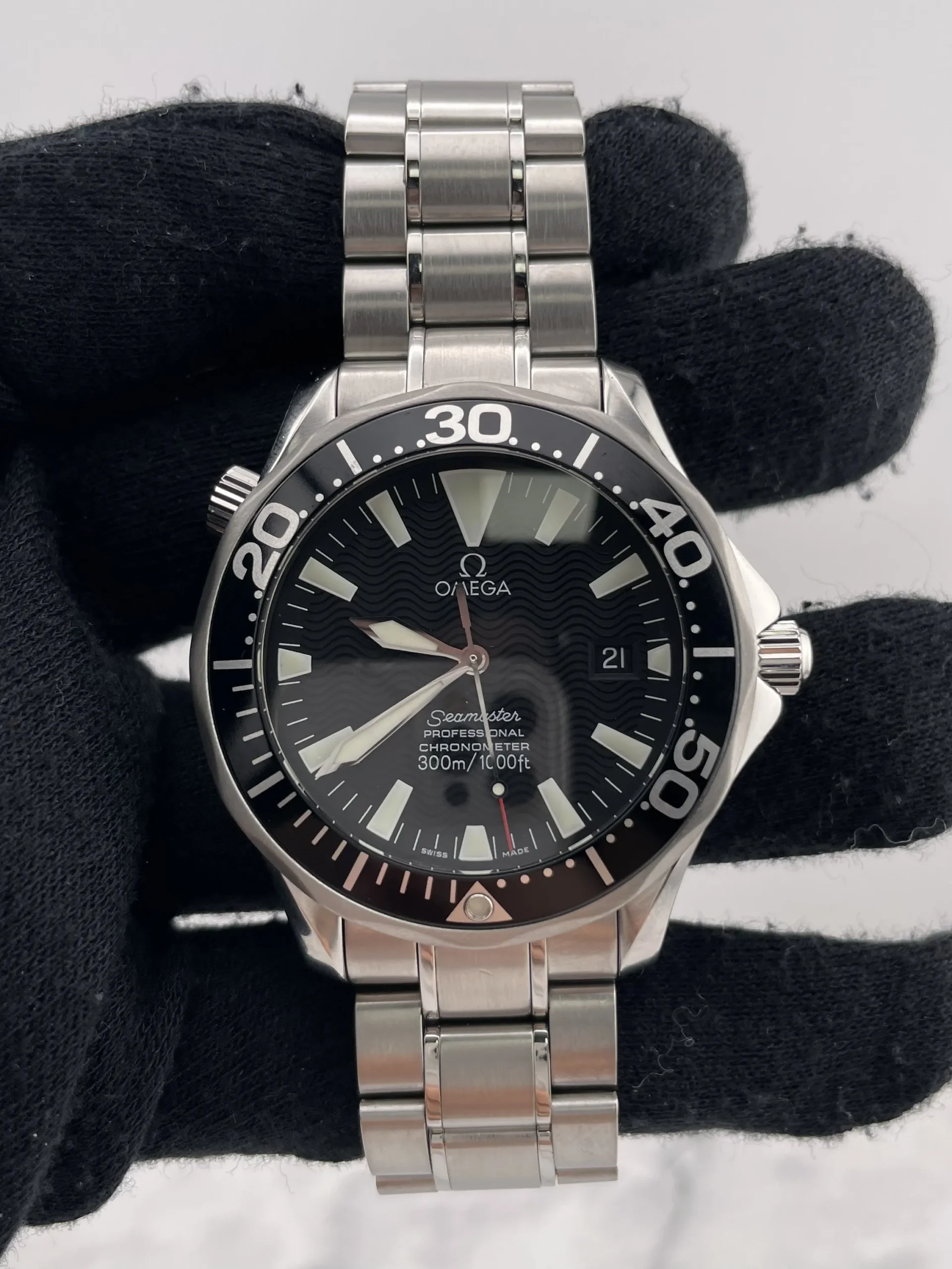 18349937_7bs3jyvrtbu482nz6kb0u6bhxclm.webp Omega Seamaster Black Dial on Ref 2254.50 - Image 1