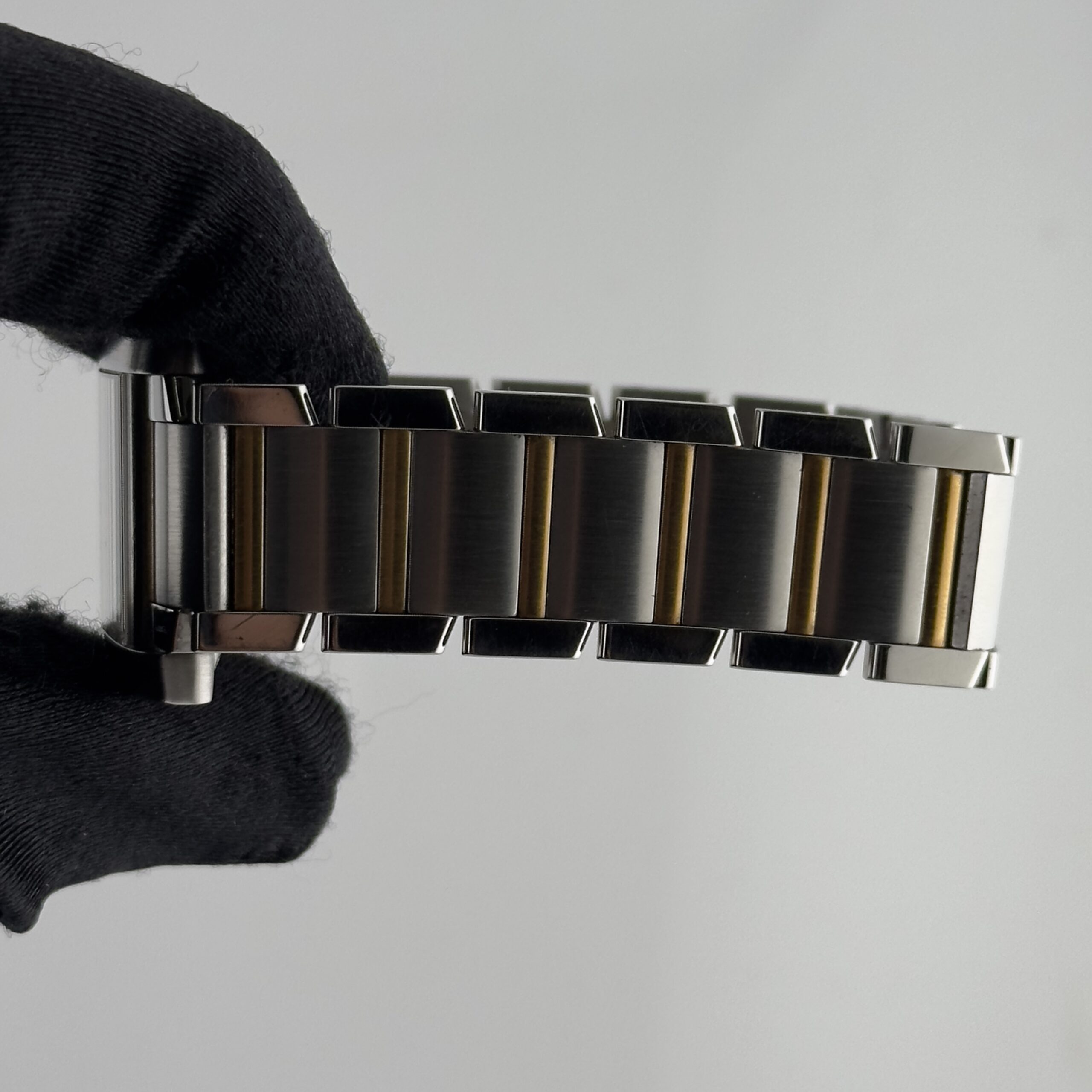 18528405 0f4a3be6 83ad 4dc3 b586 c1ec2ac08b6d scaled