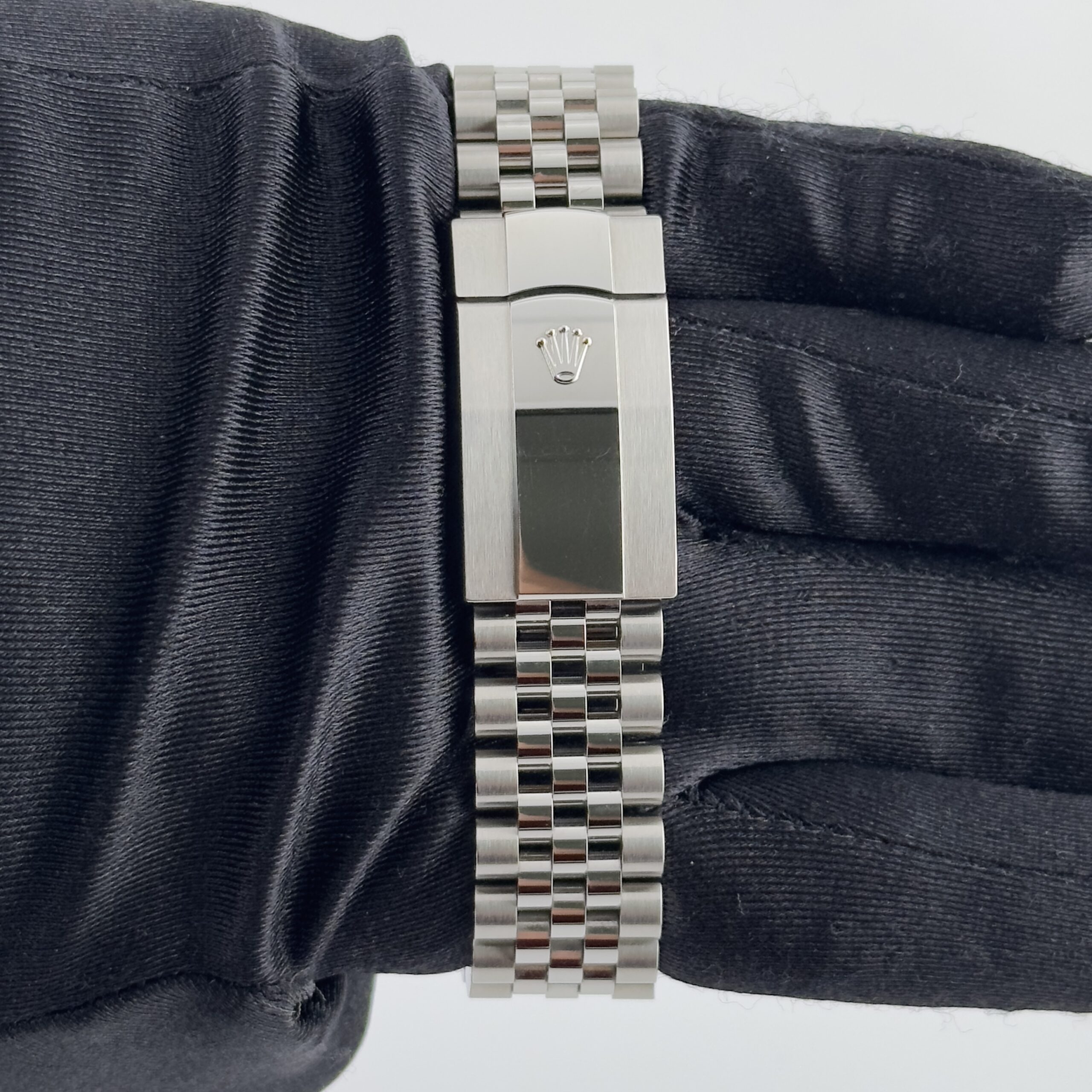 18528837 2cc75bab b049 444b 8914 f9b8953ebf96 scaled