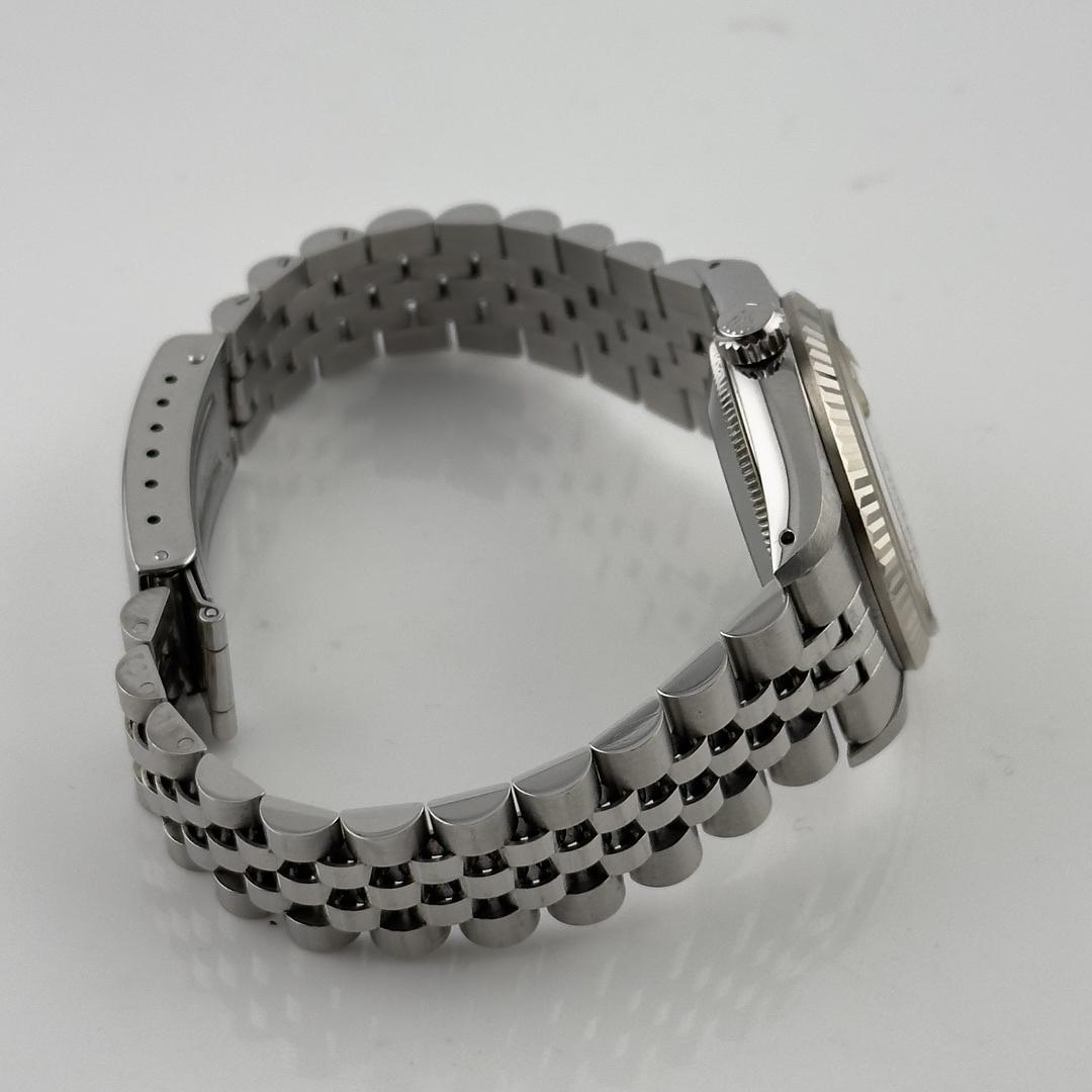 18528863 e8916f4e 0dfe 4185 8a90 4398c54761b8