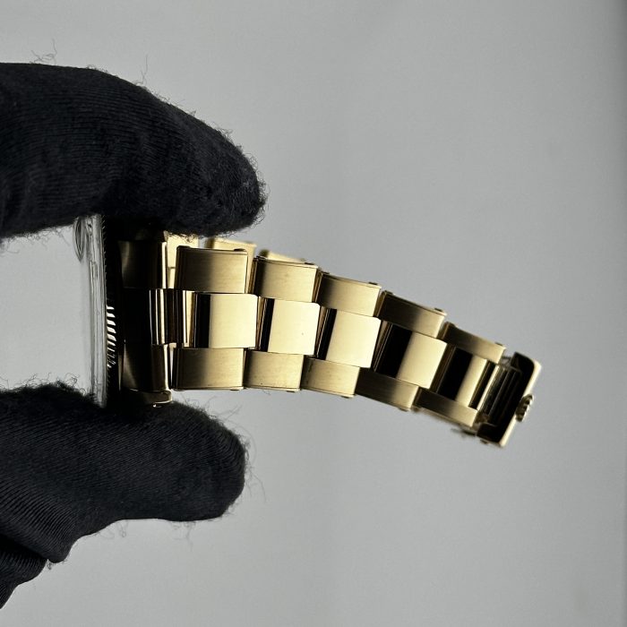 18542145 5f5f3acd 2609 4a3a 8dc3 55ab38949e4f scaled