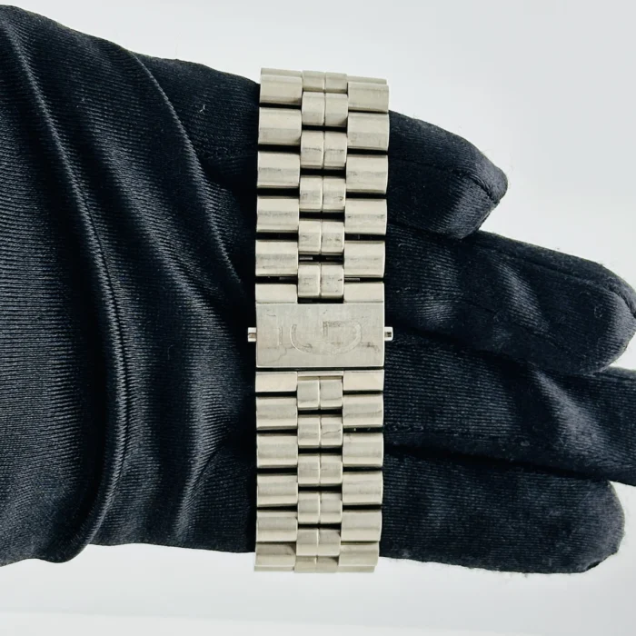 Gerald Genta Arena Bi-Retro White / Arabic Numerals Dial on Titanium Bracelet Ref. BSP.Y.80 - Image 3