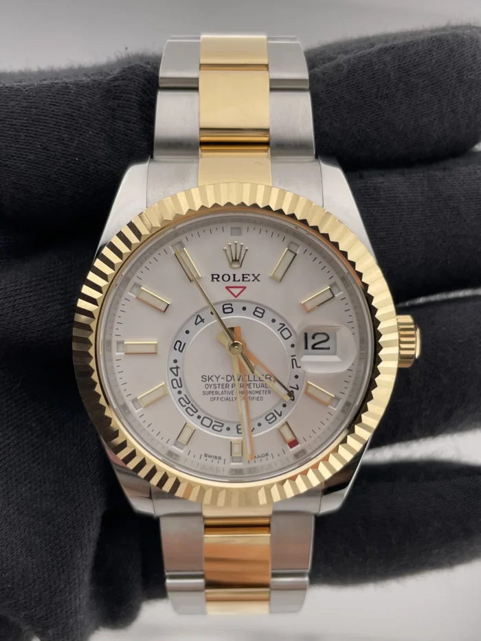 Rolex SkyDweller White Dial on Oyster Ref. 326933 with New Style Card (green) 2021 - Image 2