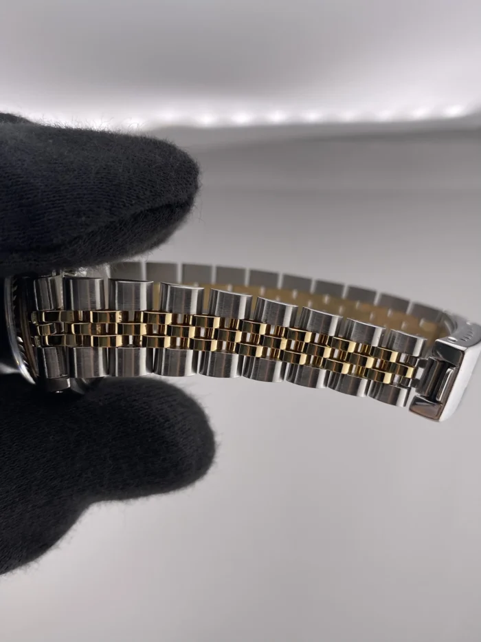 Rolex Oyster Perpetual Date Champagne Stick Dial on D-Link Jubilee Ref. 6917 - Image 5