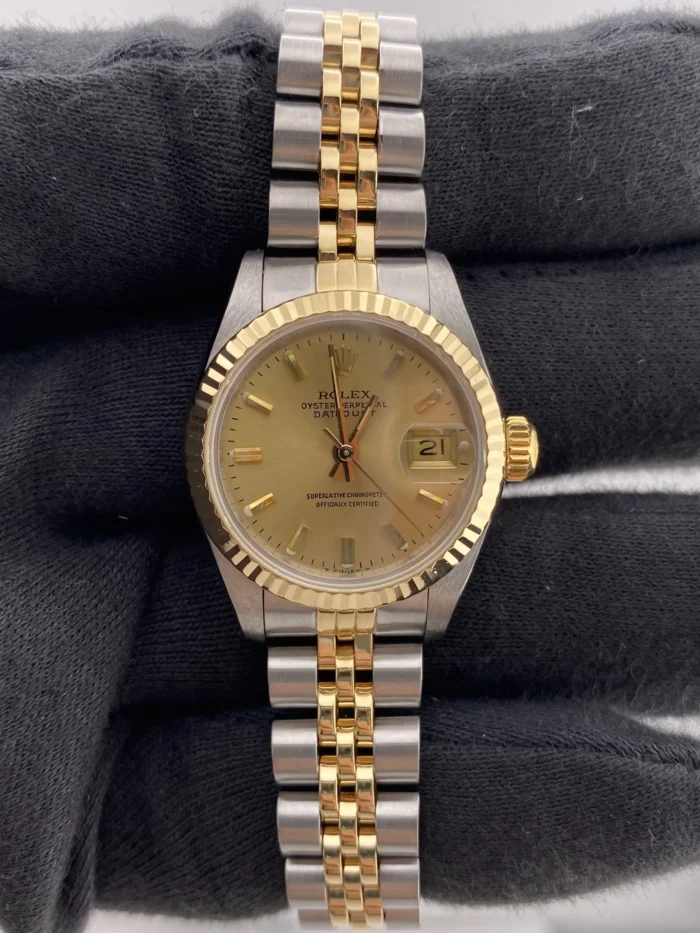 Rolex Datejust Lady Champagne Stick Dial on Jubilee Ref. 69173 with Papers 1986 - Image 2