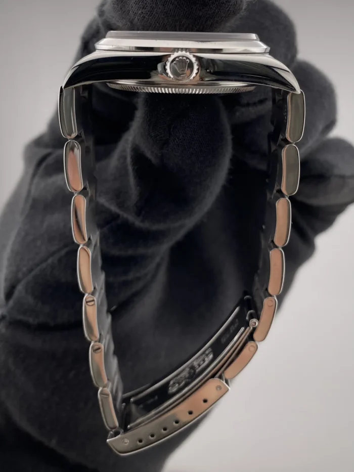 Rolex Air-King Silver Dial on Oyster Bracelet Ref. 14000M - Image 6