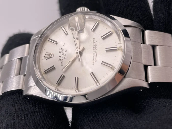 Rolex Oyster Perpetual Date Silver Stick Dial on Oyster Ref. 15000 - Image 3