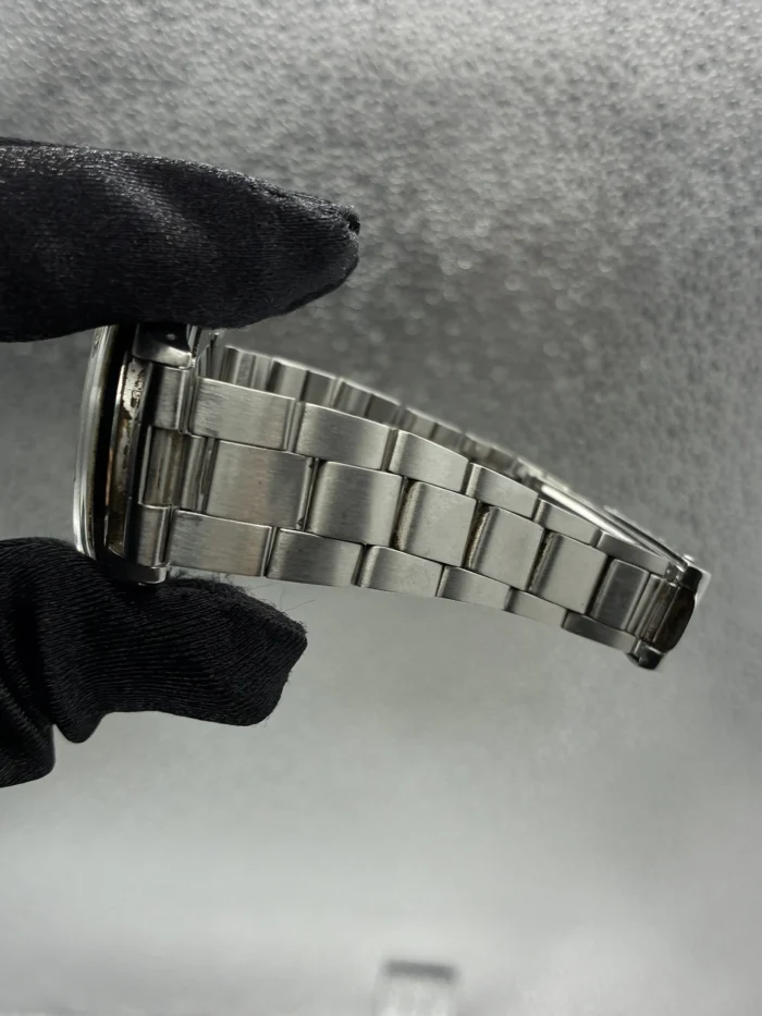 Rolex Oysterdate Precision Silver Stick / Faded Dial on Oyster Bracelet Ref. 6694 with Papers 1976 - Image 4