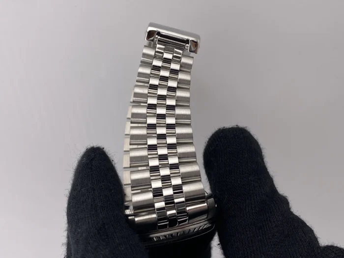 Rolex Datejust Silver Stick Dial on Jubilee Ref. 16030 - Image 5