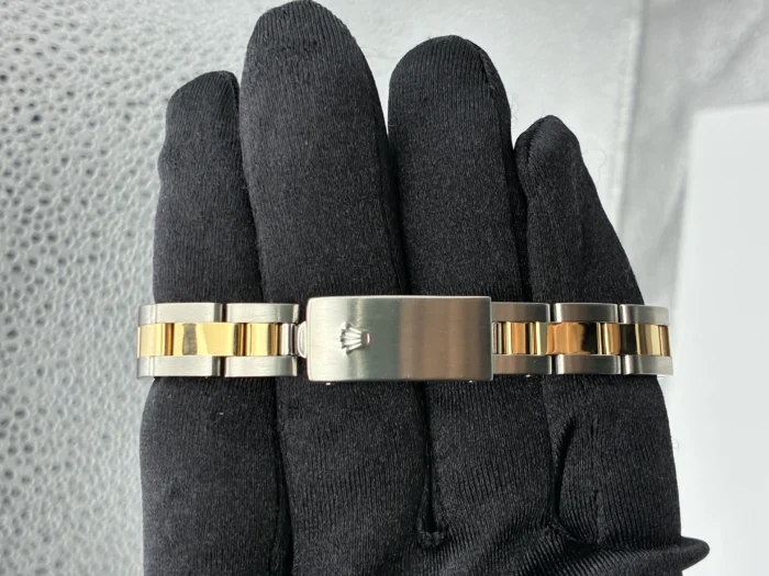 Rolex Oyster Perpetual Champagne Stick Dial on Oyster Bracelet Ref. 76233 - Image 4