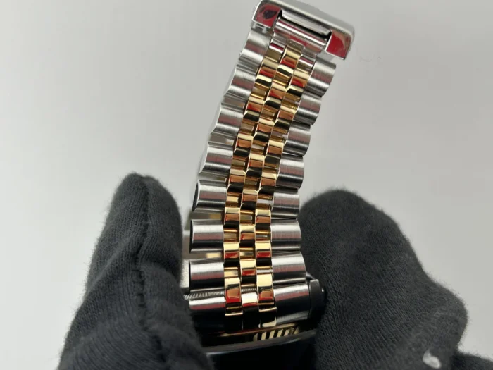 Rolex Datejust Champagne Stick Dial on D-Link Jubilee Ref. 16233 with Papers 1990 - Image 5