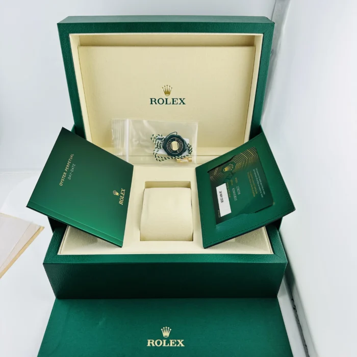 Rolex Day-Date 40 White / YG Roman Markers Dial on President Bracelet Ref. 228238 with New Style Card (green) 2026 - Image 7