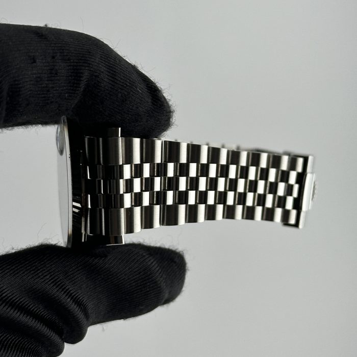 18639262 8373938e 6443 4139 a38a 169a2f6a77fd scaled