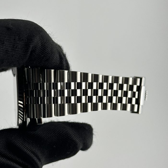 18639299 b5695d53 7e24 4b1f 9917 9f7466260b42 scaled