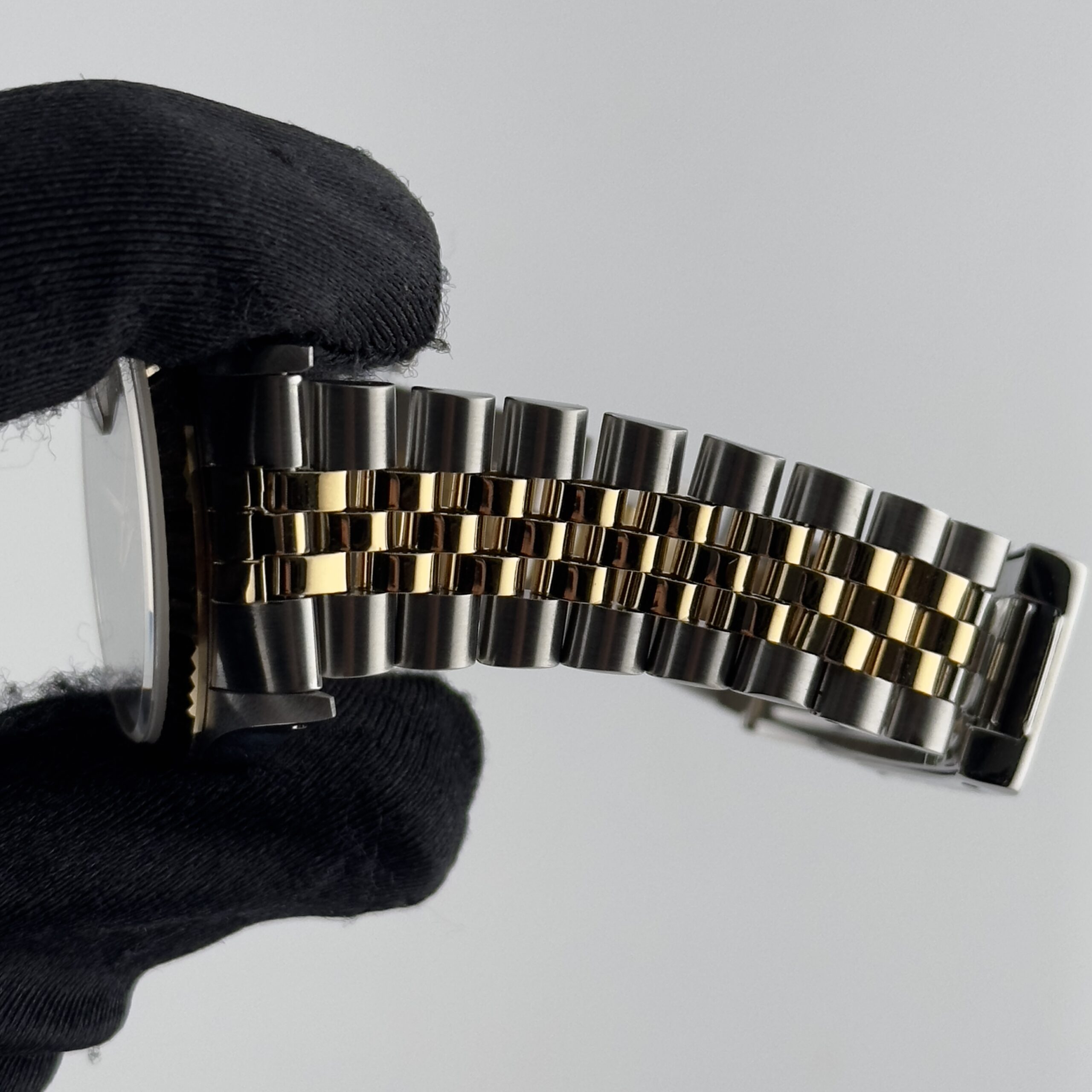 18655104 dadbe6a7 23a8 4f37 9ddb b17828e99d24 scaled