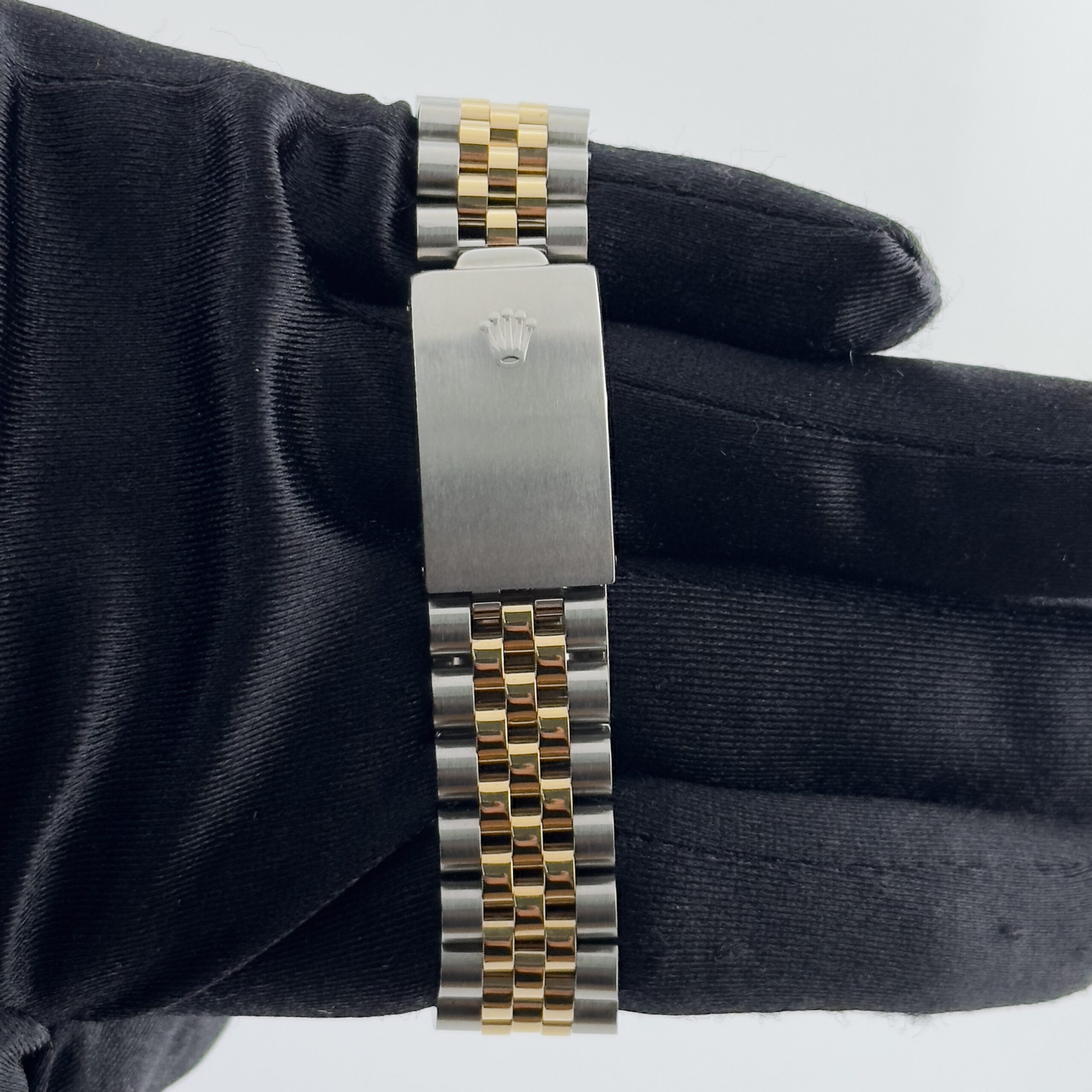 18655105 c36e5a6f c45d 47c6 9c73 93c3eb410ad3 scaled