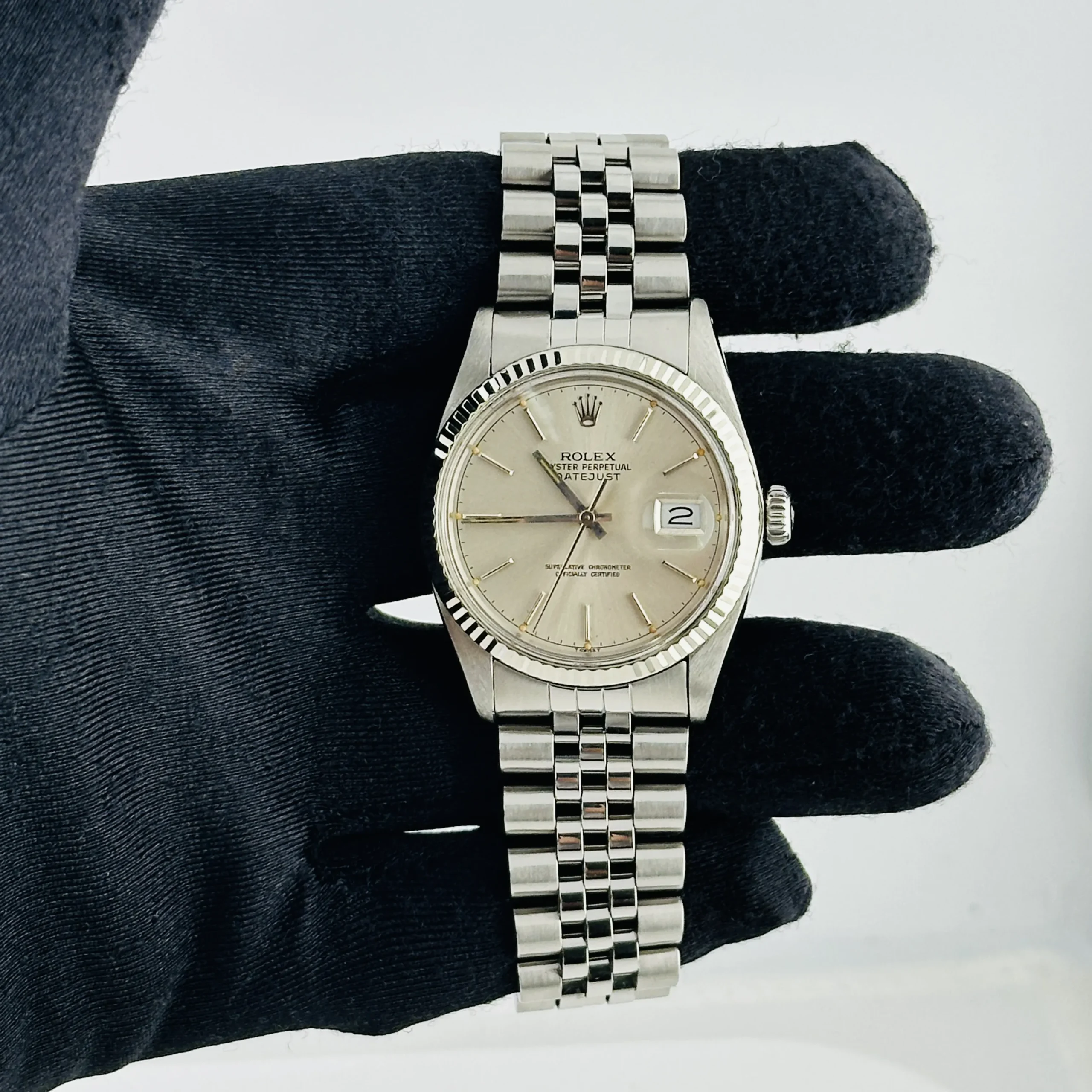 18727605_f3w8prh66i5qf8jm3gxdgwut1swt.webp Rolex Datejust Silver Stick Dial on D-Link Jubilee Ref 16014 - Image 1
