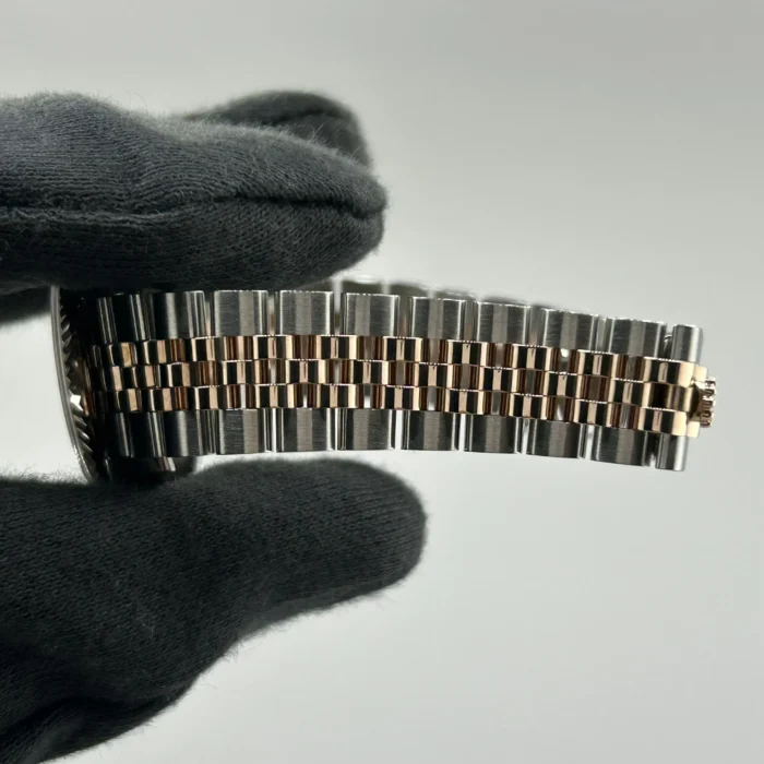 Rolex Datejust Lady Chocolate Roman Dial on Jubilee Ref. 279171 with New Style Card (White) 2019 - Image 5