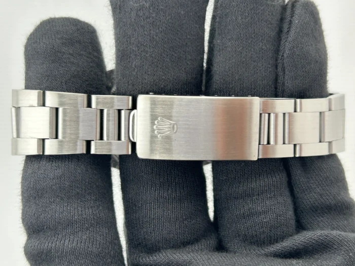 Rolex Oyster Perpetual Date Champagne Dial on Oyster Bracelet Ref. 15000 with Papers 1988 - Image 4