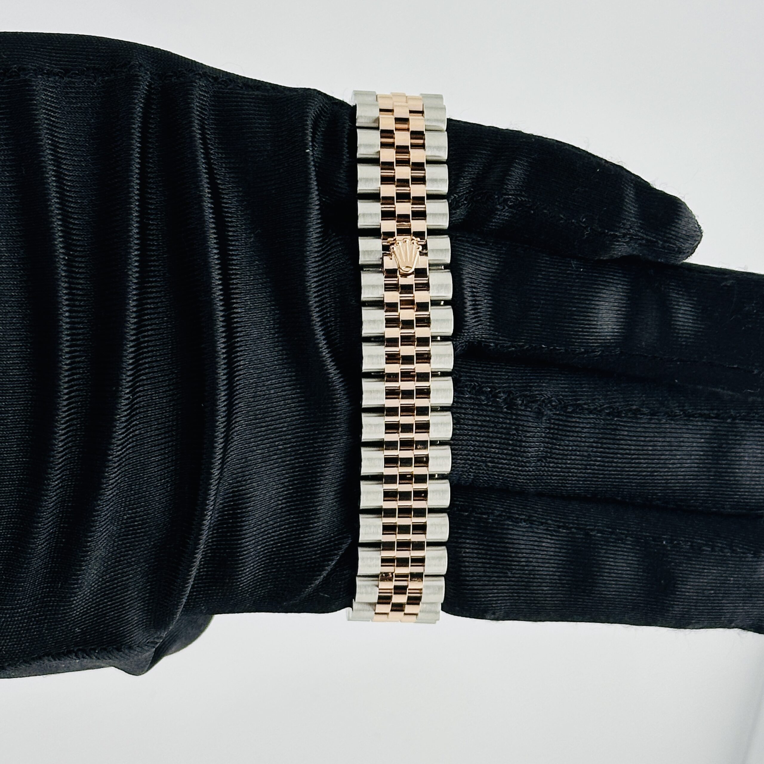 18810610 d3200076 96fc 4951 b33f 9aea98bb935b scaled