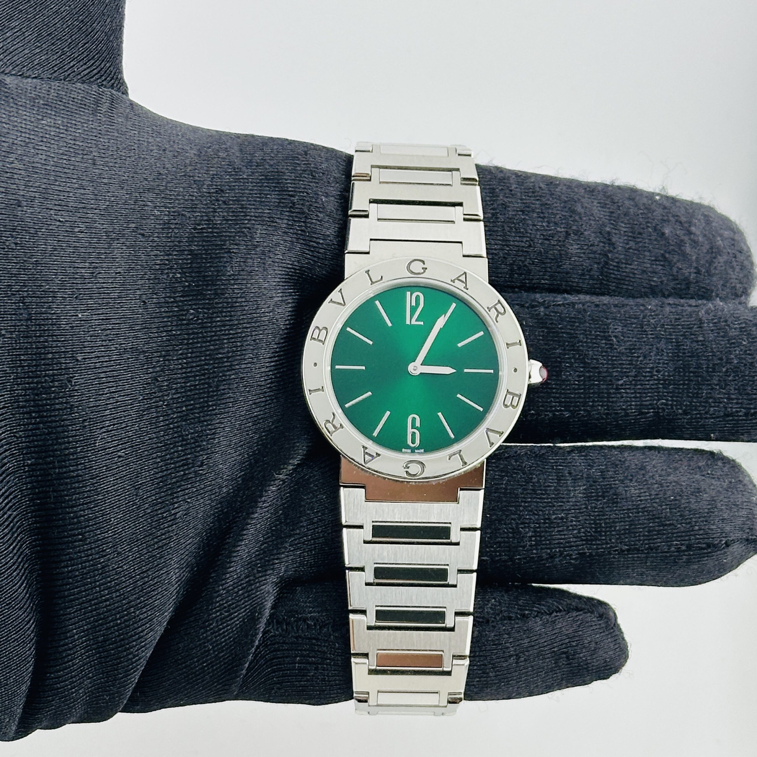 18946835_705c2ece-e256-449d-8161-ecaae4a5197d.jpeg Bvlgari Bulgari Green Dial Ref BB33S - Image 1
