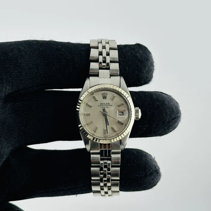 Rolex Oyster Perpetual Date Silver Stick Dial on Folded Jubilee Bracelet Ref. 6917 - Image 2