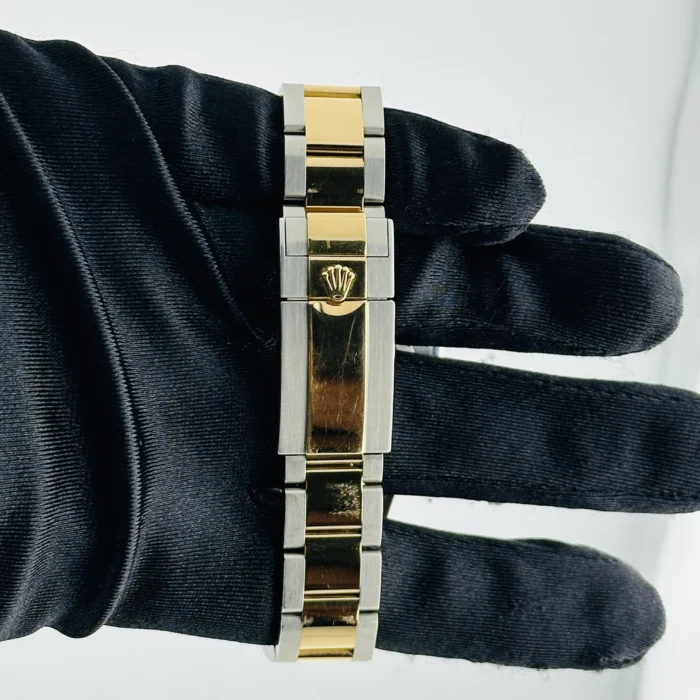 Rolex GMT-Master II Black Dial on Oyster Ref. 116713LN with New Style Card (White) 2015 - Image 4