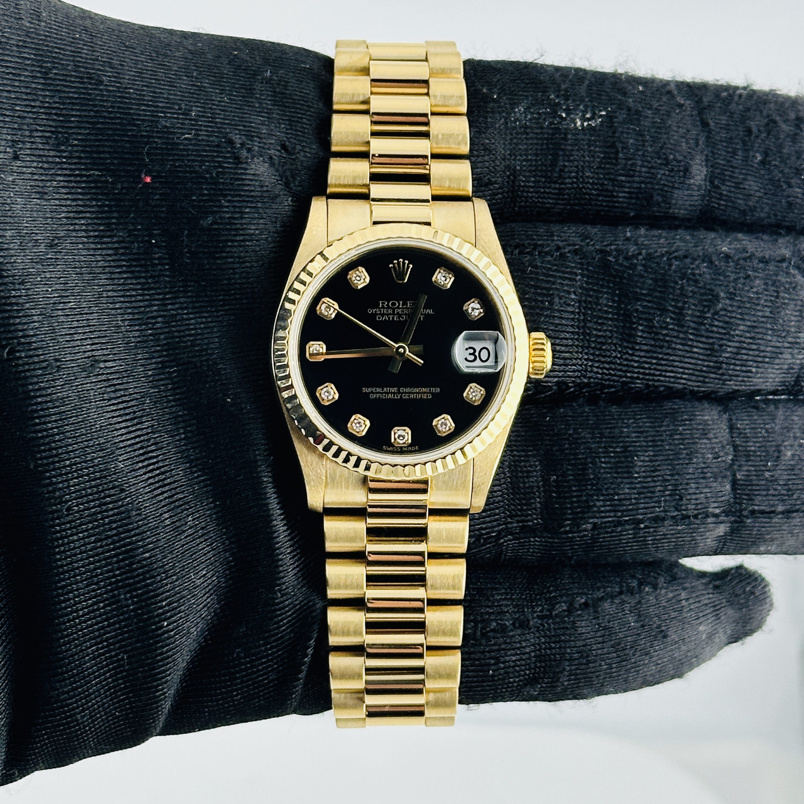 19043518_x45i8jbl1hmzu1837zi25rg9bukq.jpg Rolex Datejust President Black Diamond Factory Dial on President Ref 78278 with Papers 2006 - Image 1