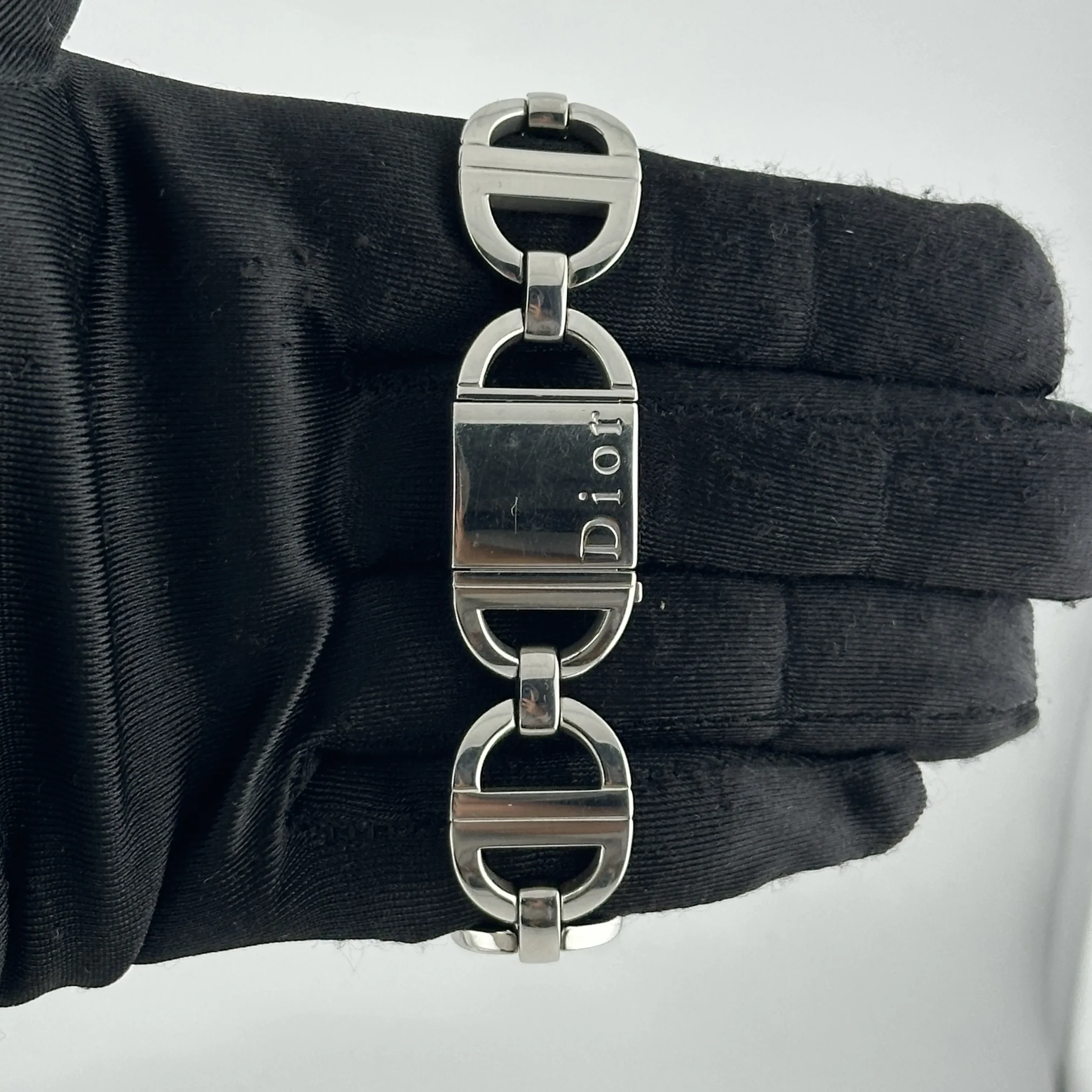 19138641_5823olykxs6dcqymktaxany6pil3.webp Christian Dior Pandiora White Dial Ref D78100 - Image 1