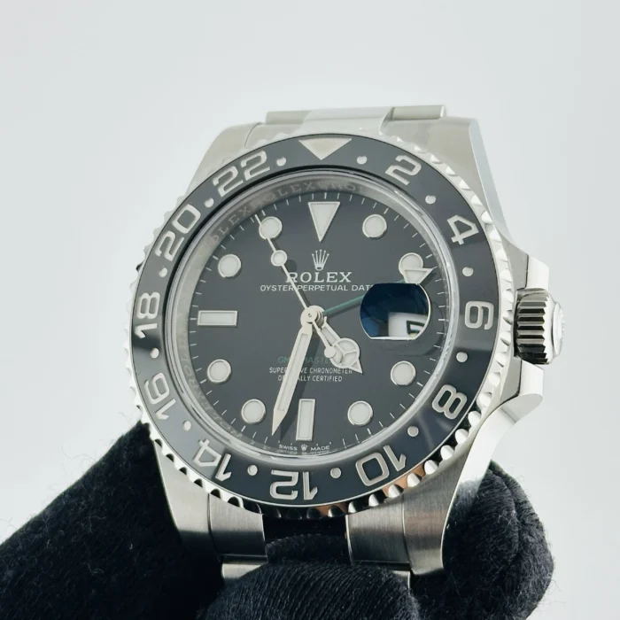 Rolex GMT-Master II BruceWayne Black Dial on Oyster Bracelet Ref. 126710GRNR with New Style Card (green) 2026 - Image 4
