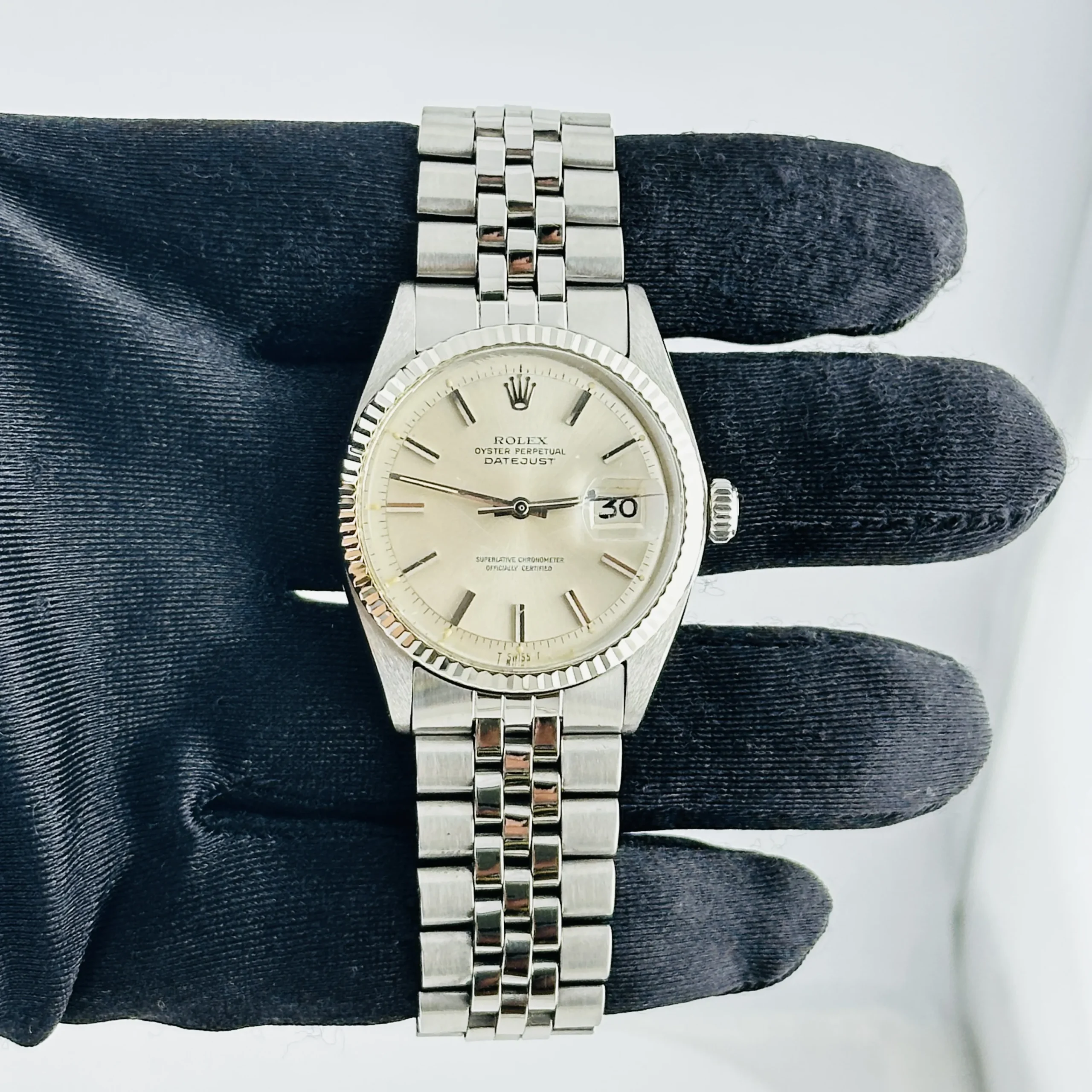 19223116_8sqwzfmaiwt6qifjnsel1fscj4lm.webp Rolex Datejust Silver Stick Dial on Folded Jubilee Bracelet Ref. 1601/4 - Image 1
