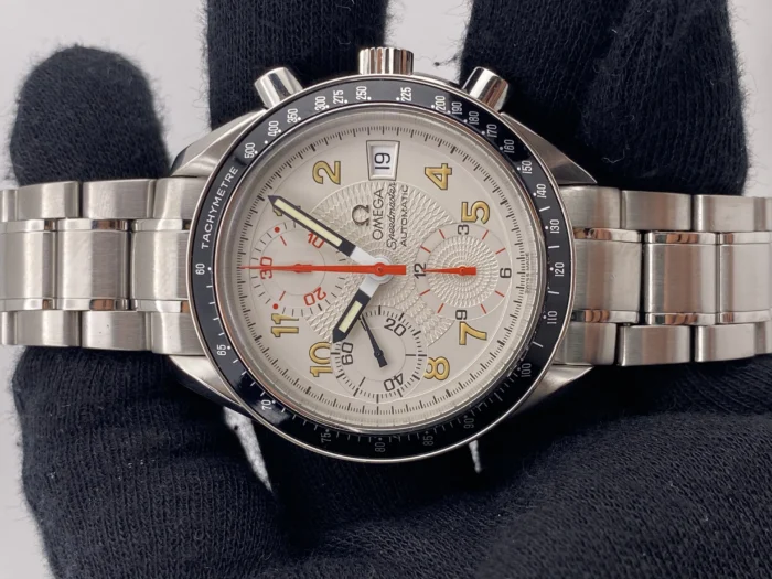 Omega Speedmaster Silver Dial Ref. 3513.33 - Image 2