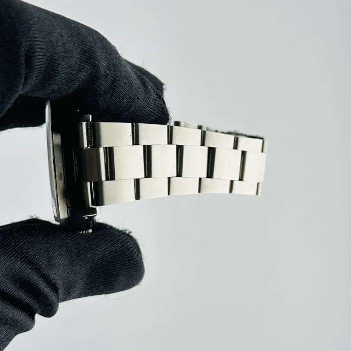 Rolex Air-King Silver Stick Dial on Oyster Bracelet Ref. 14010 - Image 5