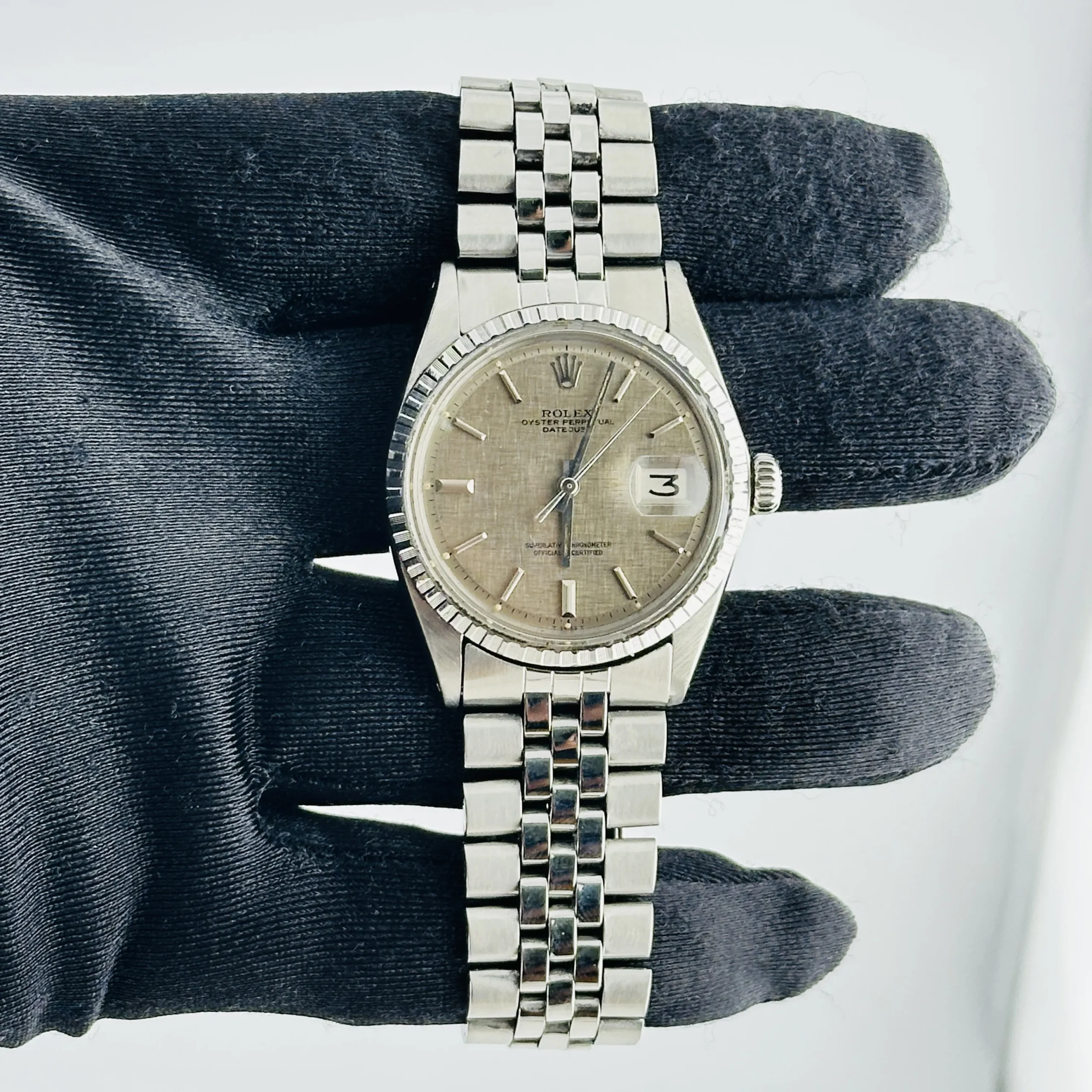 19898633_3hqfgyzq5zyt9erze6ycwf8dut9r.webp Rolex Datejust Grey Stick Dial on Folded Jubilee Bracelet Ref. 1603 - Image 1
