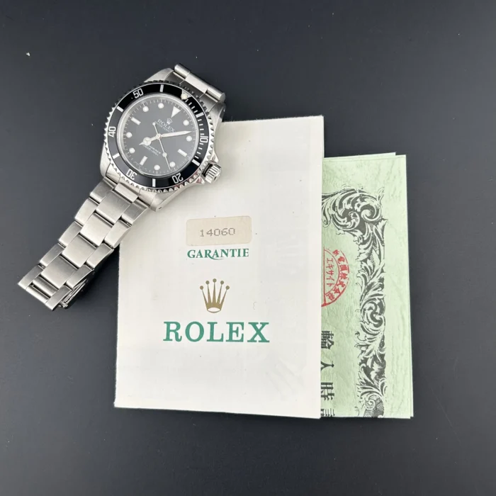 Rolex Submariner No Date Black Dial on Oyster Ref. 14060 with Papers 1994 - Image 6
