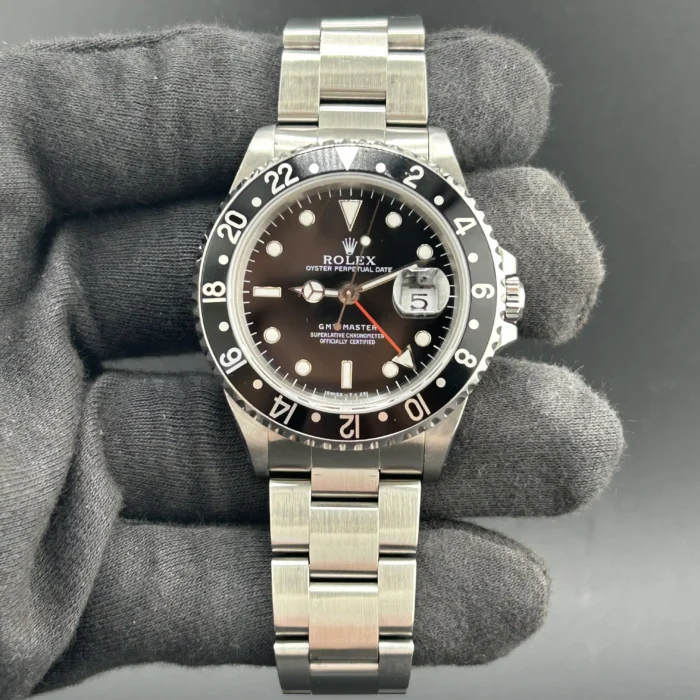 Rolex GMT-Master Black Dial on Oyster Ref. 16700 with Papers 2000 - Image 2