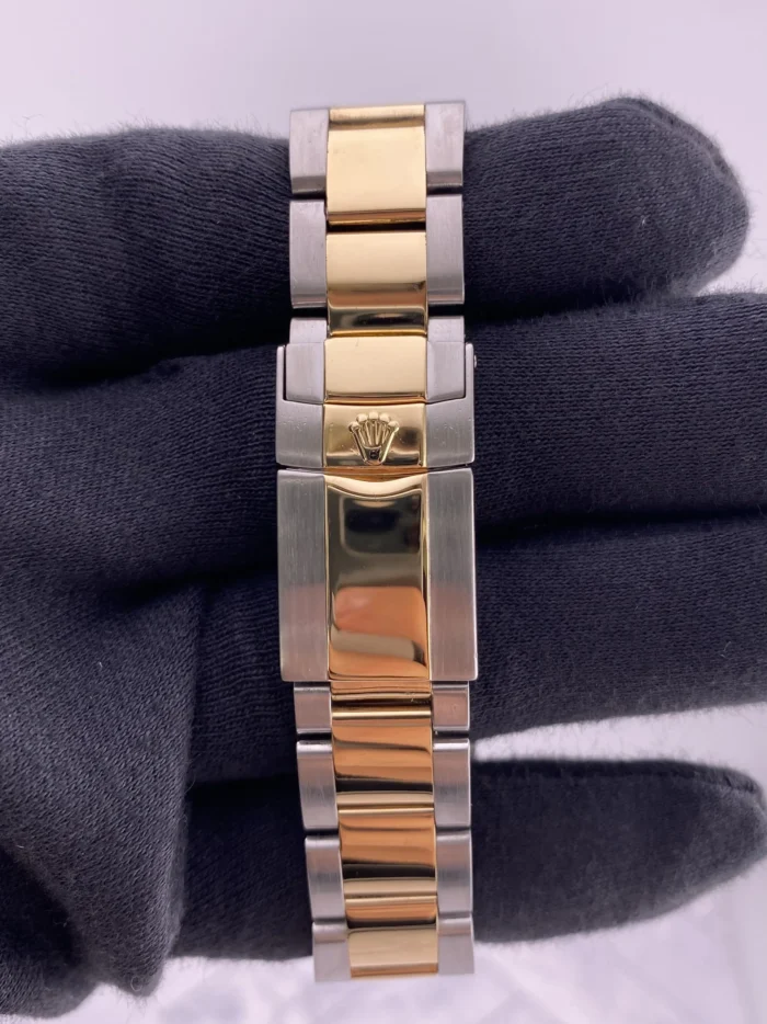 Rolex Daytona Champagne Dial on Oyster Ref. 116523 with Papers 2001 - Image 4