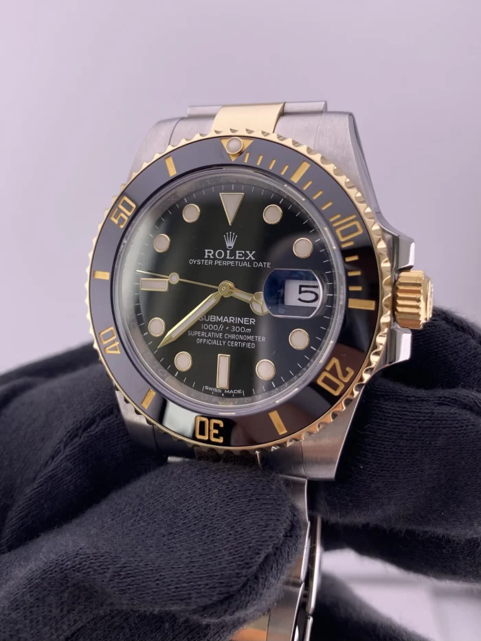 Rolex Submariner Black Dial on Oyster Ref. 116613LN - Image 3