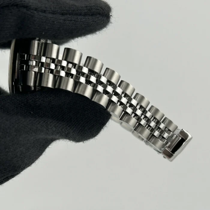 Rolex Oyster Perpetual Date Gray Tapestry Dial on Jubilee Ref. 69190 with Papers 1989 - Image 4