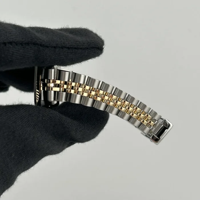 Rolex Datejust Lady Champagne Stick Dial on D-Link Jubilee Ref. 69173 with Papers 1990 - Image 5