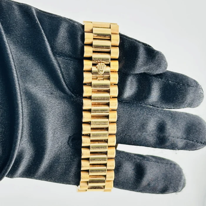 Rolex Day-Date Black Roman Dial on President Bracelet Ref. 218235 with Card (Old Green) 2011 - Image 3